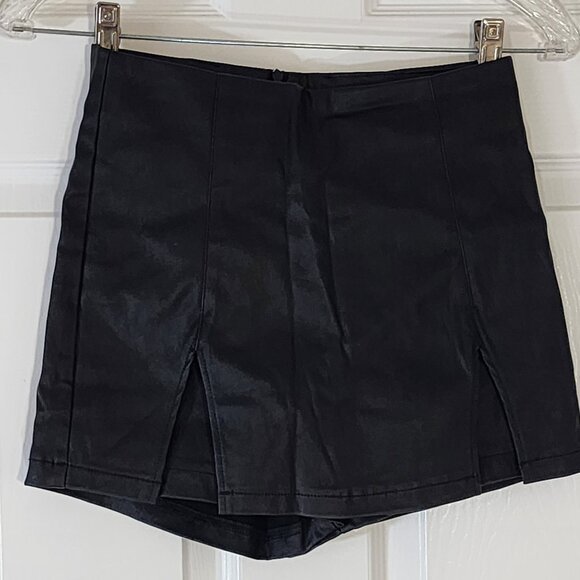 Black Faux Leather Mini Skort, Size S, Uptown Funk, Whimsy Goth - Picture 1 of 4